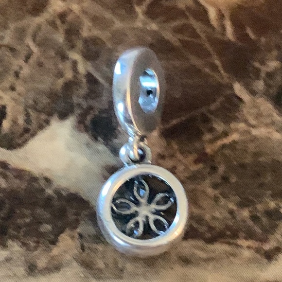 Authentic Pandora Sparkling Snowflake Circle Dangle Charm S925 ALE - Picture 3 of 4
